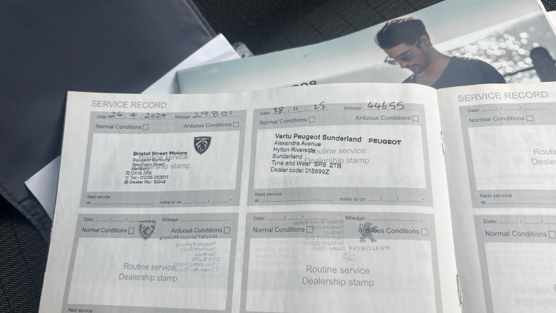 Peugeot 208 1.2 PureTech 100 Allure Premium 5dr Petrol Hatchback